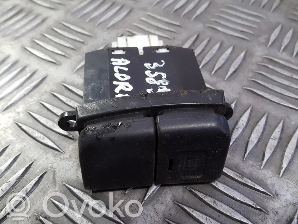 Honda Accord Windscreen/window heater switch 