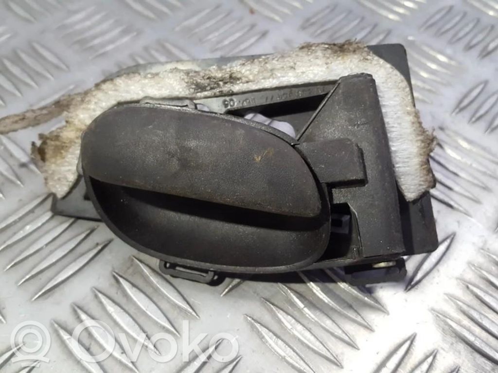 Peugeot 206 Maniglia interna per portiera anteriore 