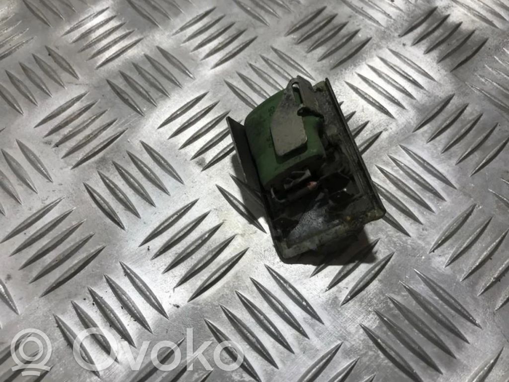 Volkswagen Golf II Motor aerotermă/rezistor ventilator 