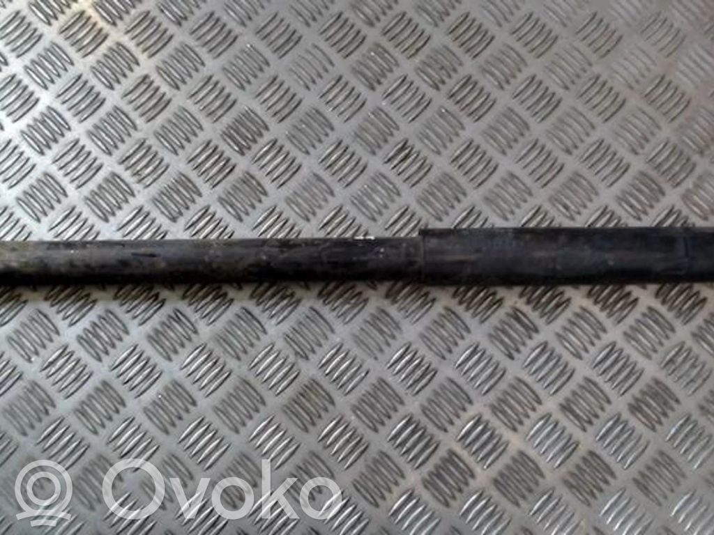 Suzuki SX4 Takaiskunvaimennin 