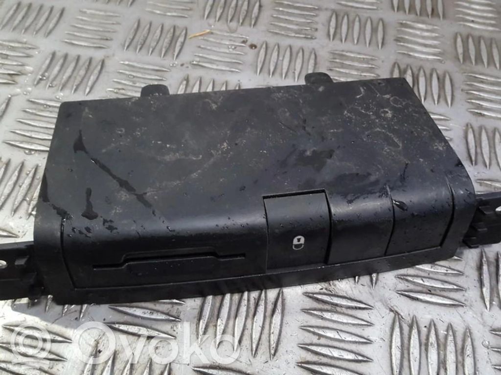 Peugeot 207 Buton comutator închidere centralizată 