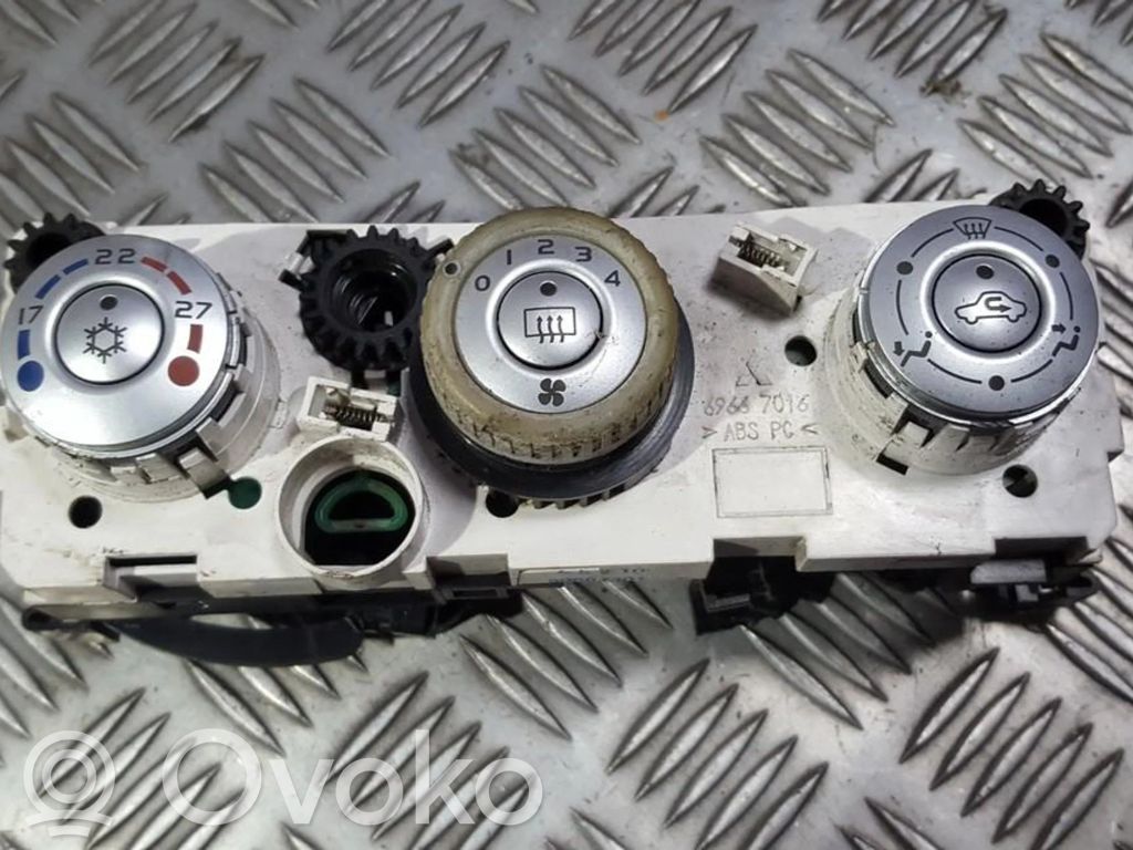 Panel klimatyzacji   69667016,69667301,69657032,69667016,69667301,PMN164560