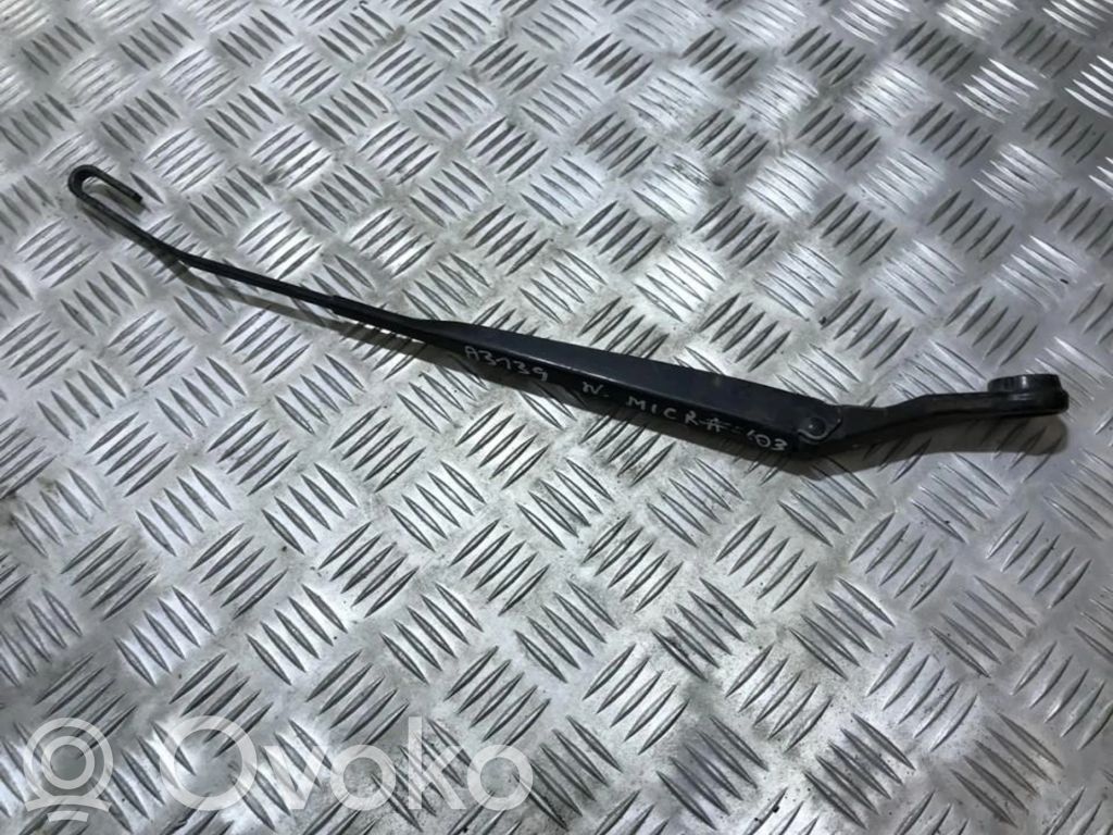 Nissan Micra Ramię wycieraczki szyby przedniej / czołowej 