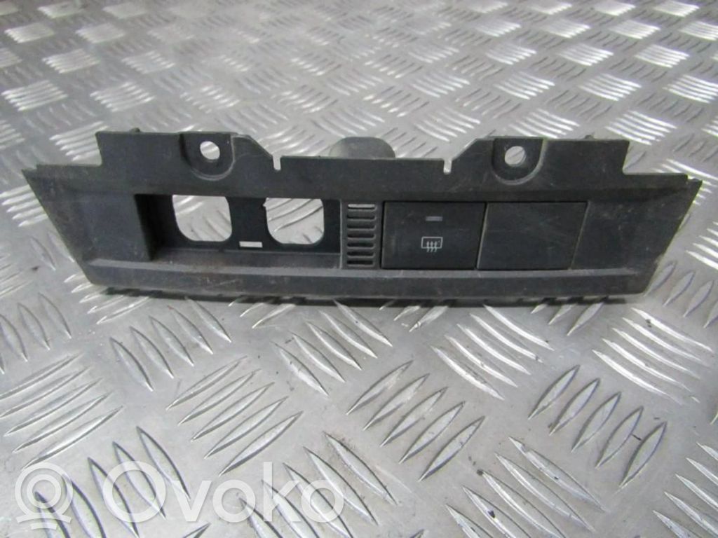 Ford Focus Interruptor de la calefacción de la luna/parabrisas 