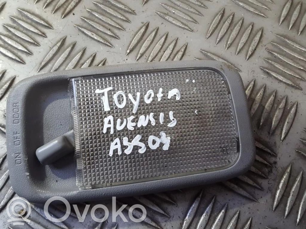 Toyota Avensis T220 Illuminazione sedili posteriori 
