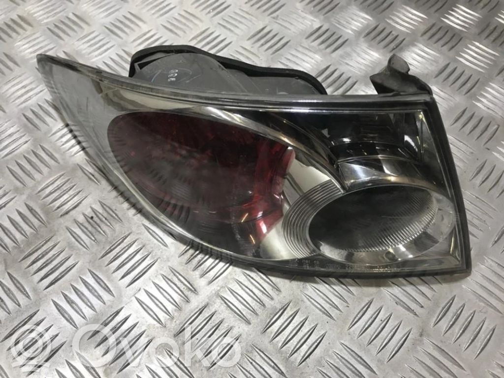 Luz trasera/de freno   GJ6A,GJ6A