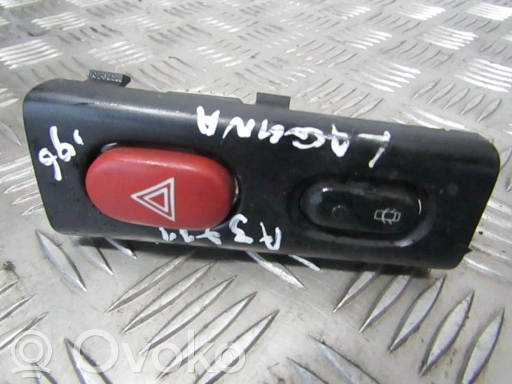 Comutator lumini pericol   8229553407,8229553407