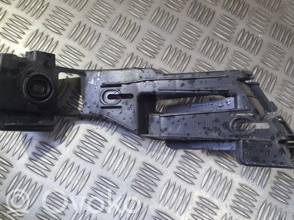Volkswagen Golf V Suport montare bară spate 