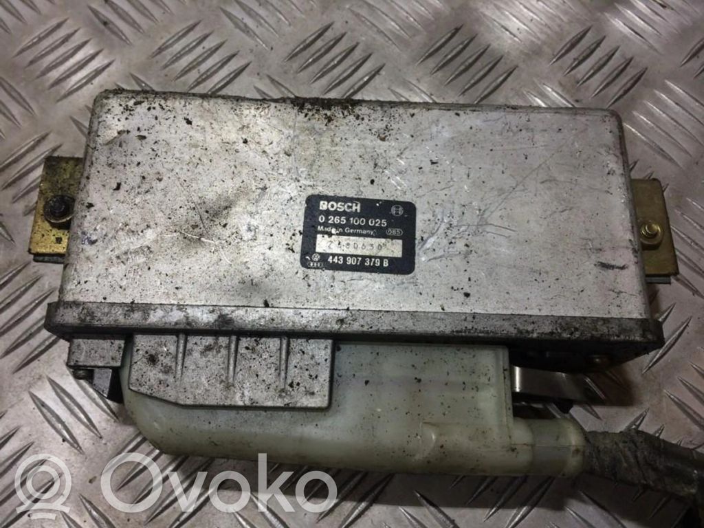 Audi 100 S4 C4 Unitate/modul control ABS 