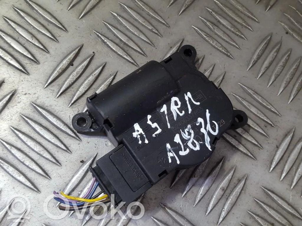 Opel Astra H Motorino attuatore aria 