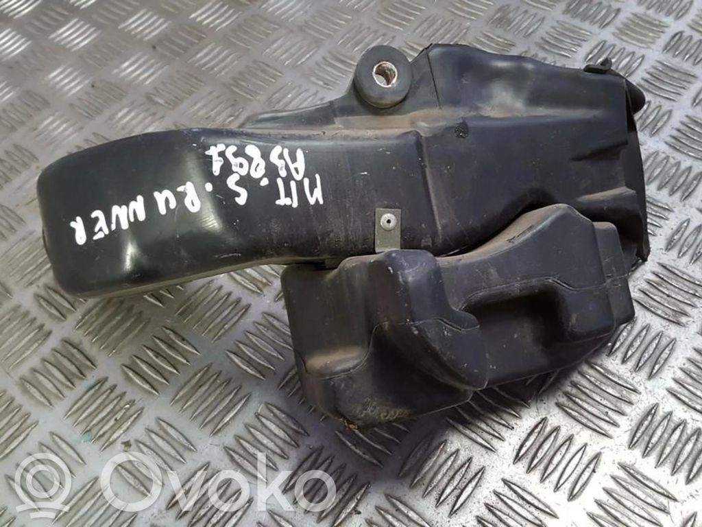 Mitsubishi Space Runner Conductă/furtun admisie aer 