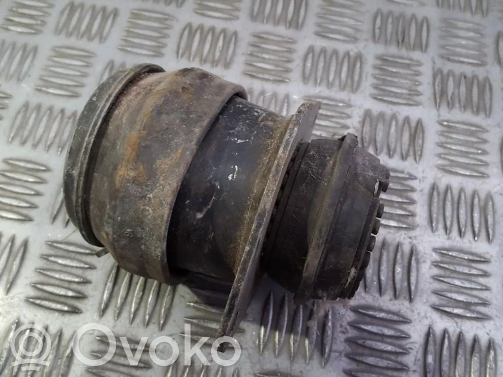 Volkswagen Golf III Suport tampon motor