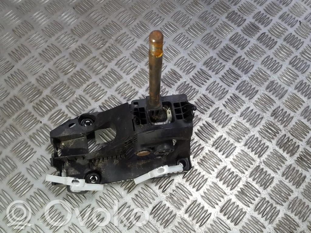 Toyota Avensis T270 Selector de viteze/schimbător de viteze (interior) 