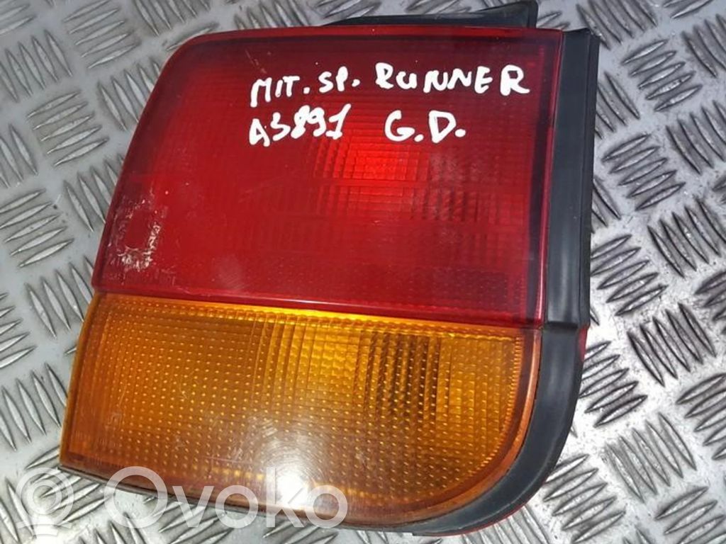 Mitsubishi Space Runner Rear/tail lights 