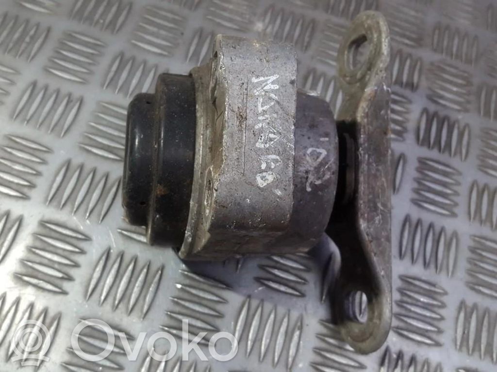Ford Mondeo Mk III Wspornik / Mocowanie silnika 
