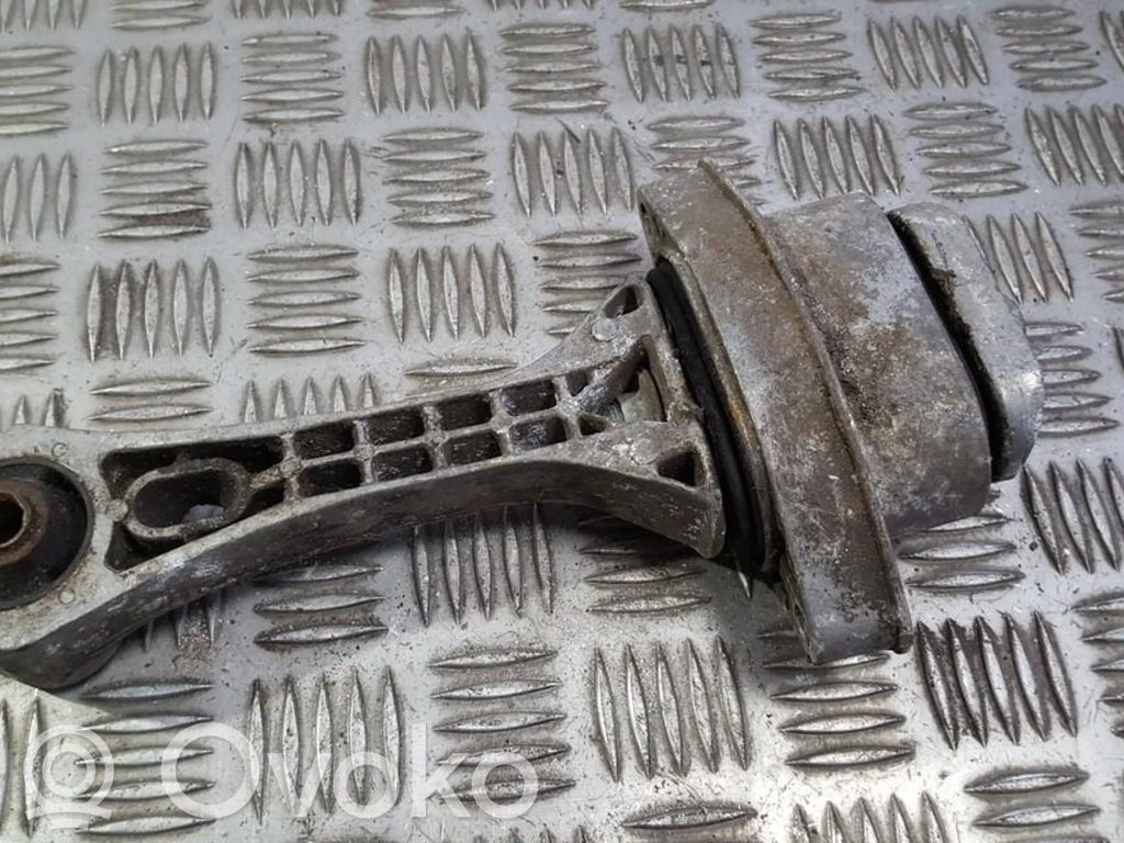 Volkswagen Golf IV Suport tampon motor