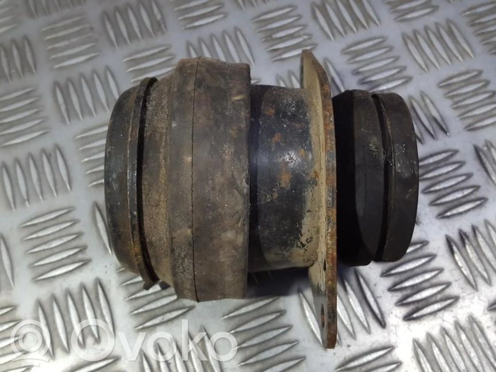 Volkswagen Vento Supporto di montaggio del motore