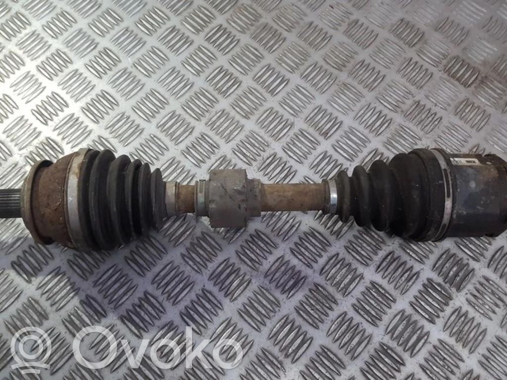 Toyota RAV 4 (XA30) Etuvetoakseli
