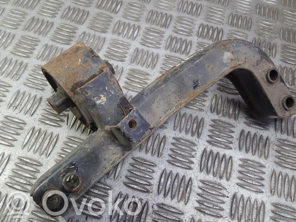 Soporte de montaje del motor