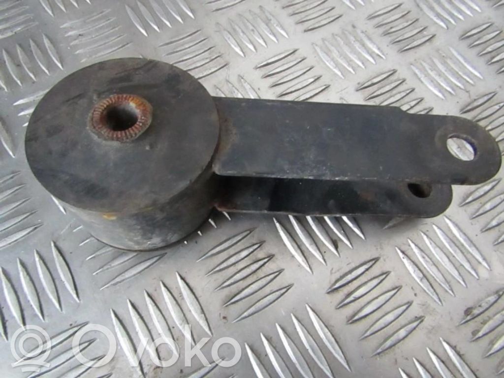 Supporto di montaggio del motore