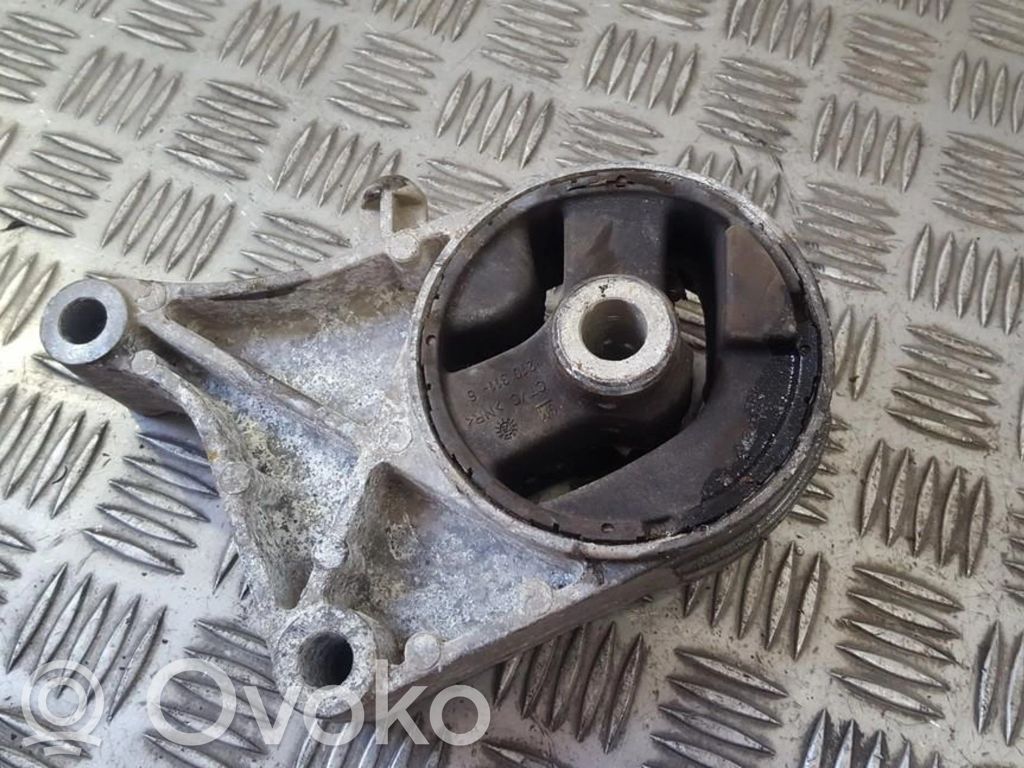 Opel Vectra C Dzinēja spilvens 