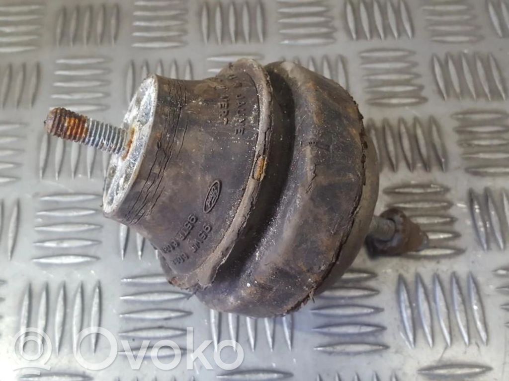 Ford Scorpio Engine mount bracket 