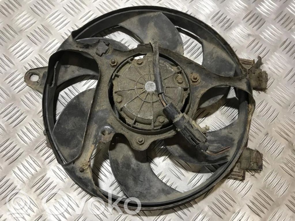 Ford Fiesta Suport ventilator radiator 