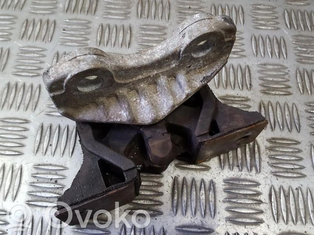 Opel Corsa C Soporte de montaje del motor 