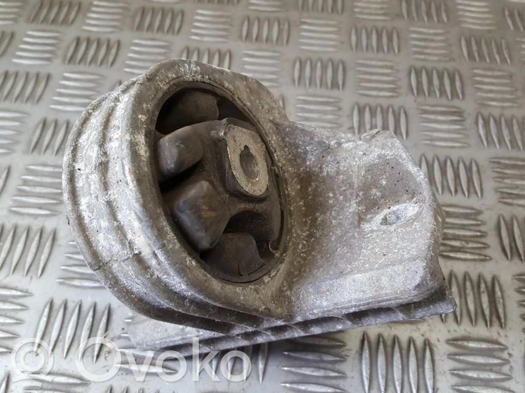 Renault Megane I Engine mount bracket 