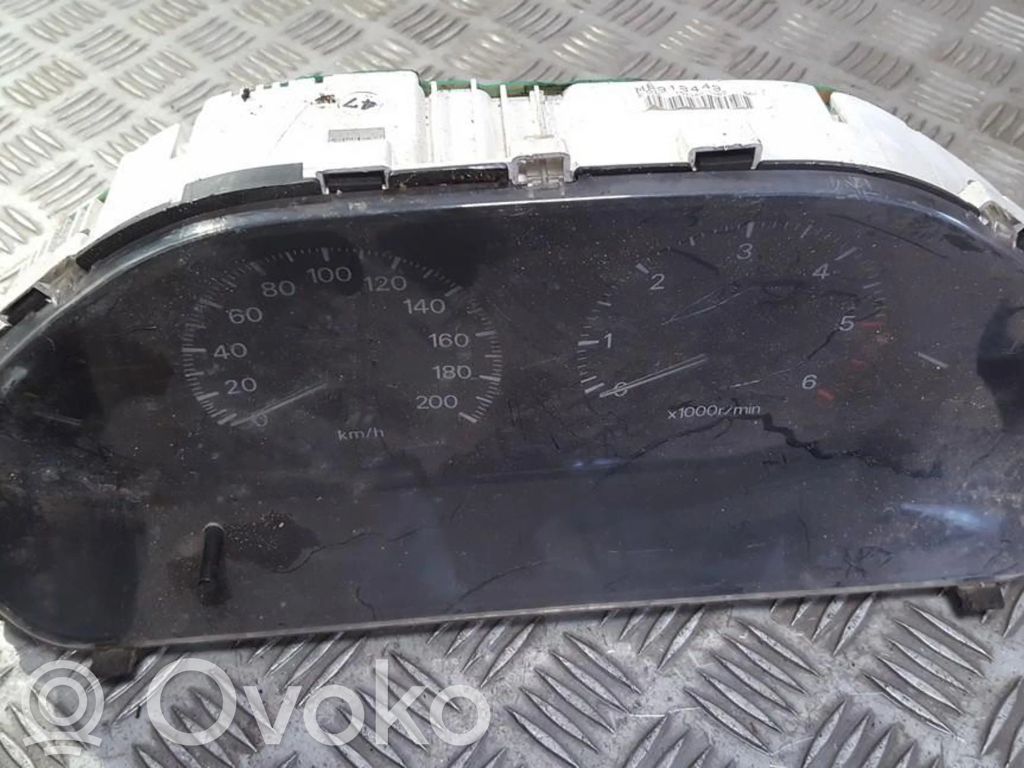Mitsubishi Galant Geschwindigkeitsmesser Cockpit 