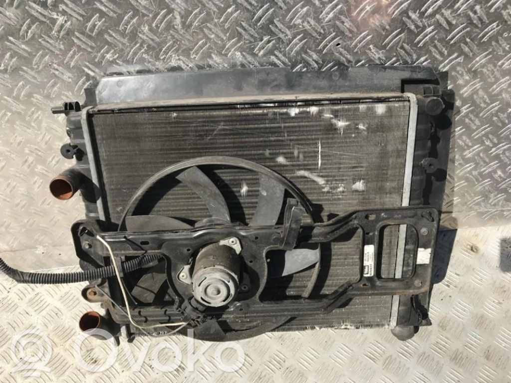 Renault Kangoo I Chłodnica 