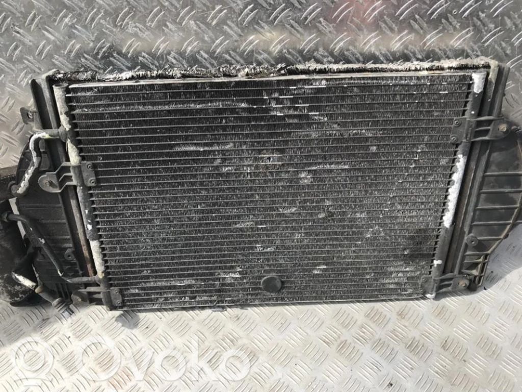 Renault Espace III Radiateur condenseur de climatisation 
