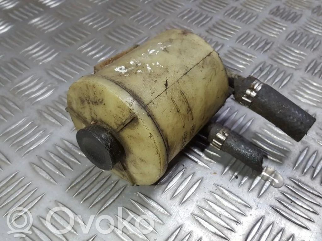 Ohjaustehostimen nestesäiliö   QFX100140,QFX100140