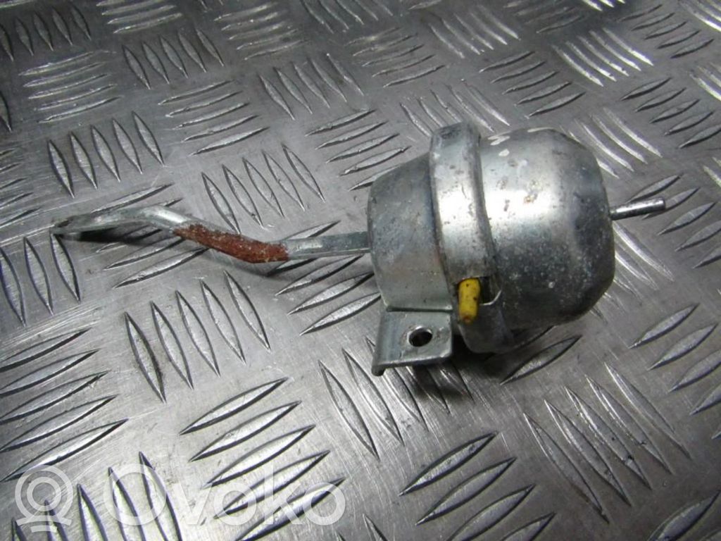 Supapă vacuum   3613513,3613513
