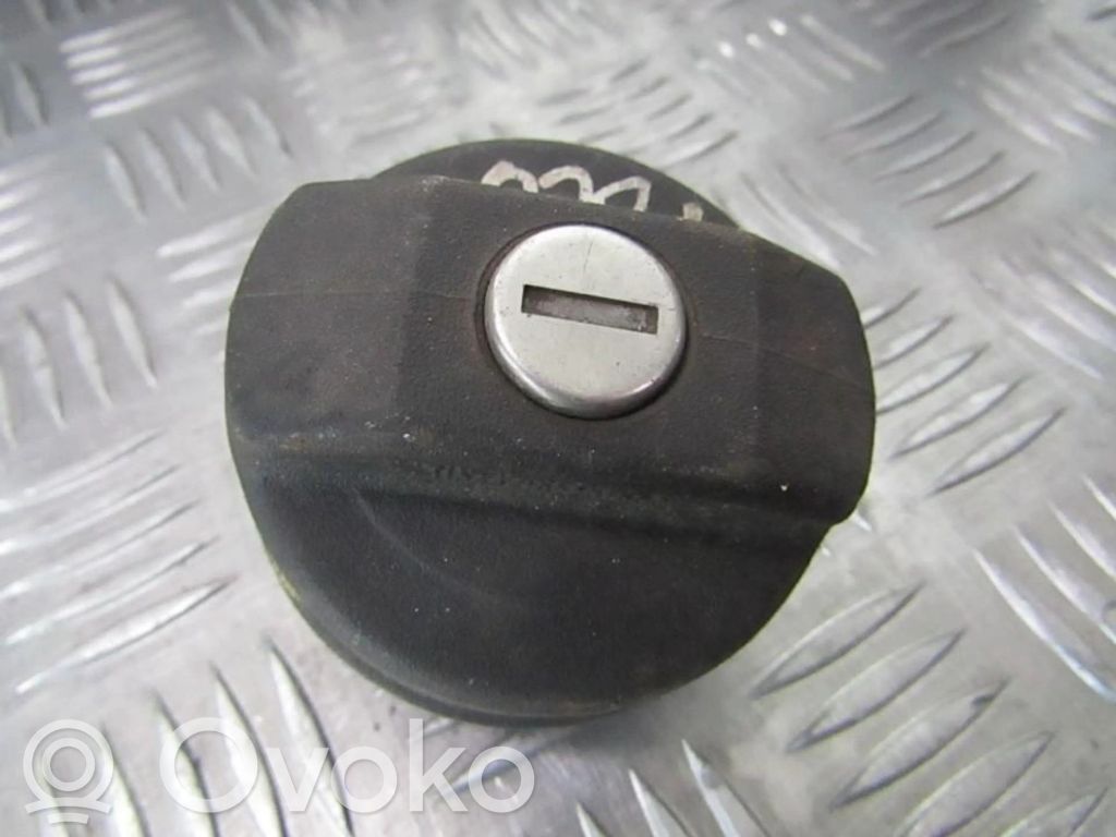 Volkswagen Golf II Tappo del serbatoio del carburante