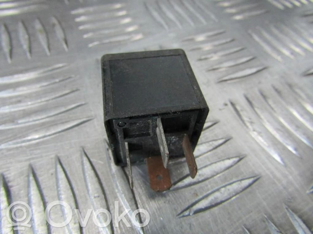 Volvo 480 Alte relee 