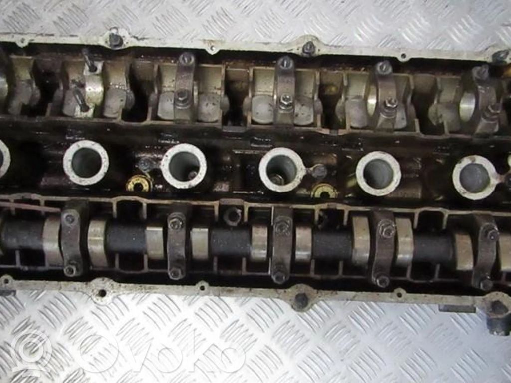 BMW 5 E39 Culata del motor 