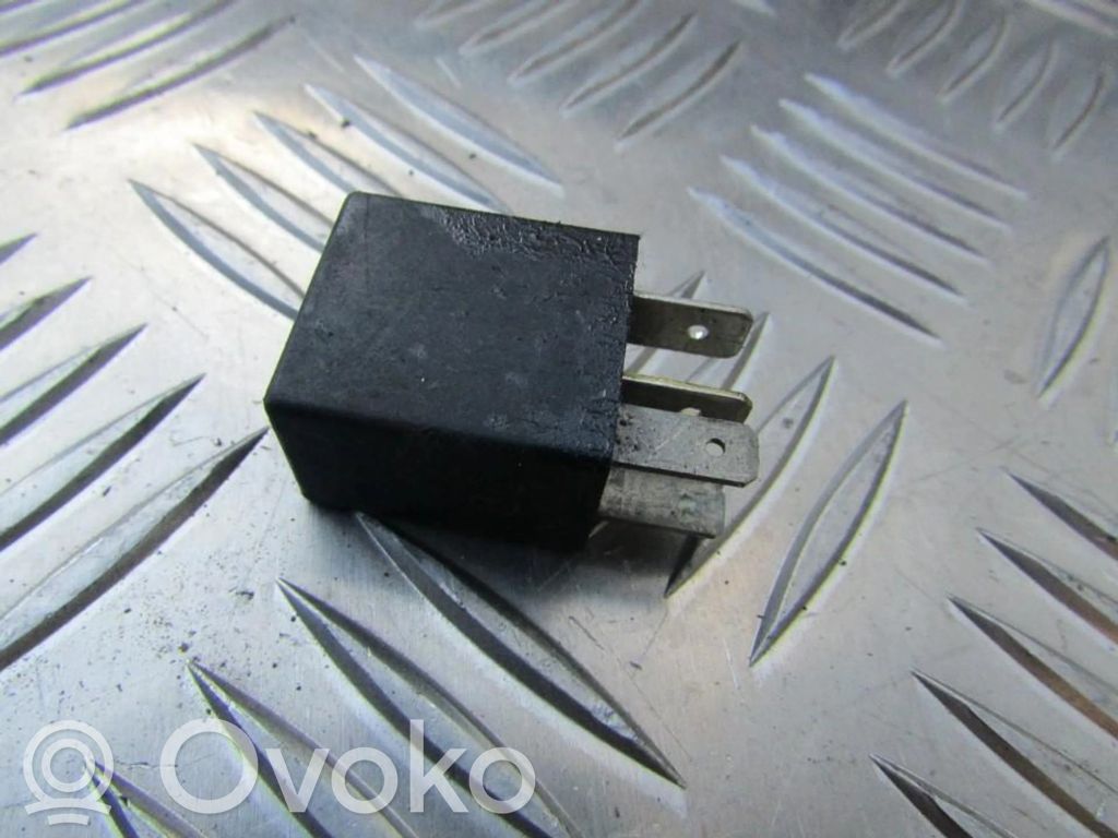 Fiat Punto (176) Inne przekaźniki 