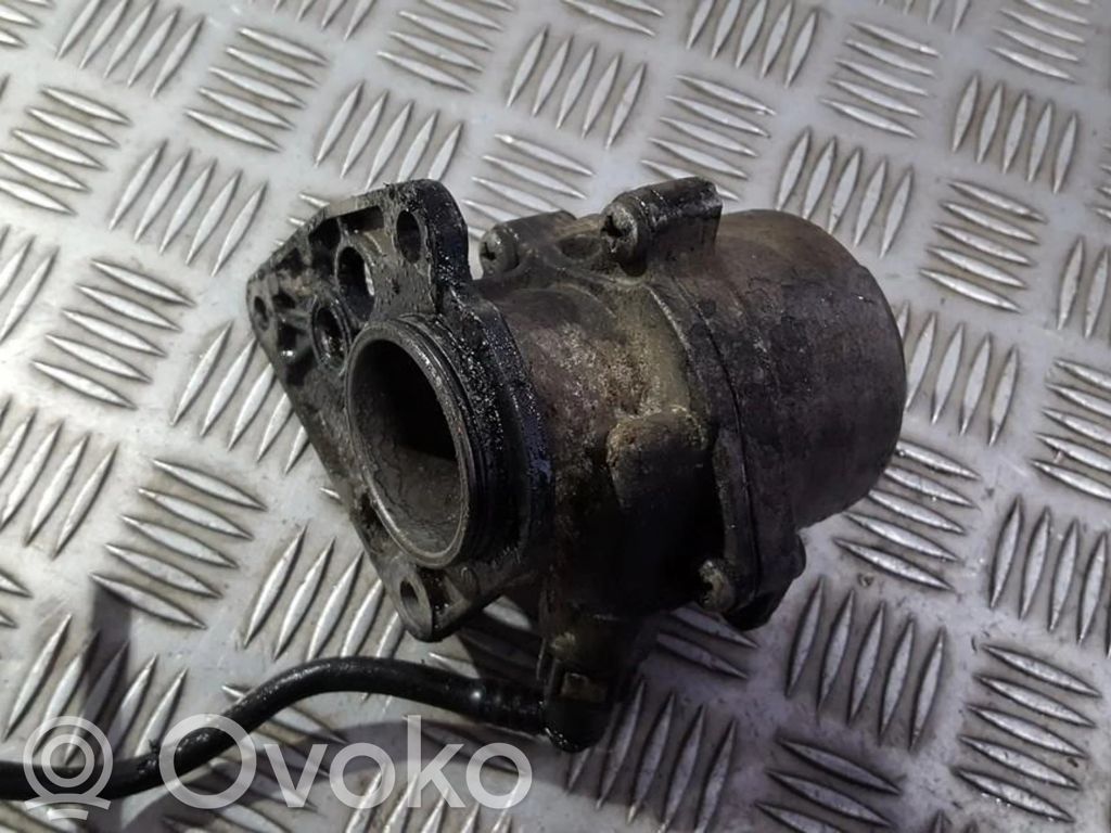Peugeot Partner Alipainepumppu 