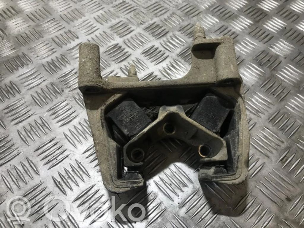 Opel Vectra B Engine mount bracket 