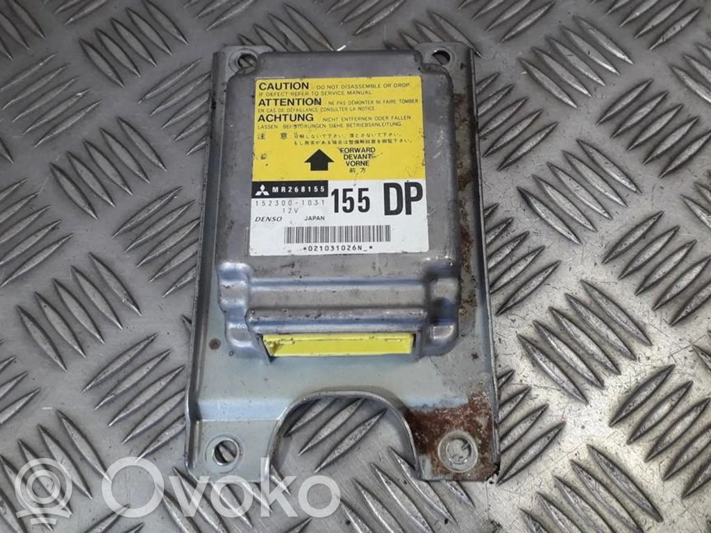 Mitsubishi Space Runner Airbag control unit/module 