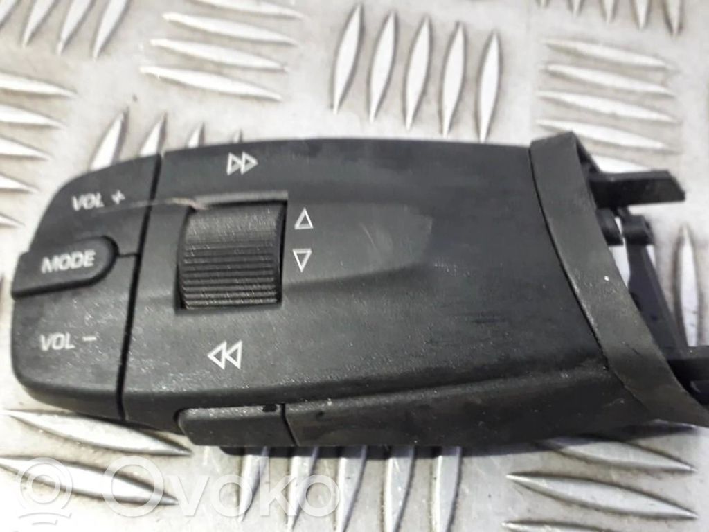 Seat Ibiza IV (6J,6P) Interruptor de control multifunción 