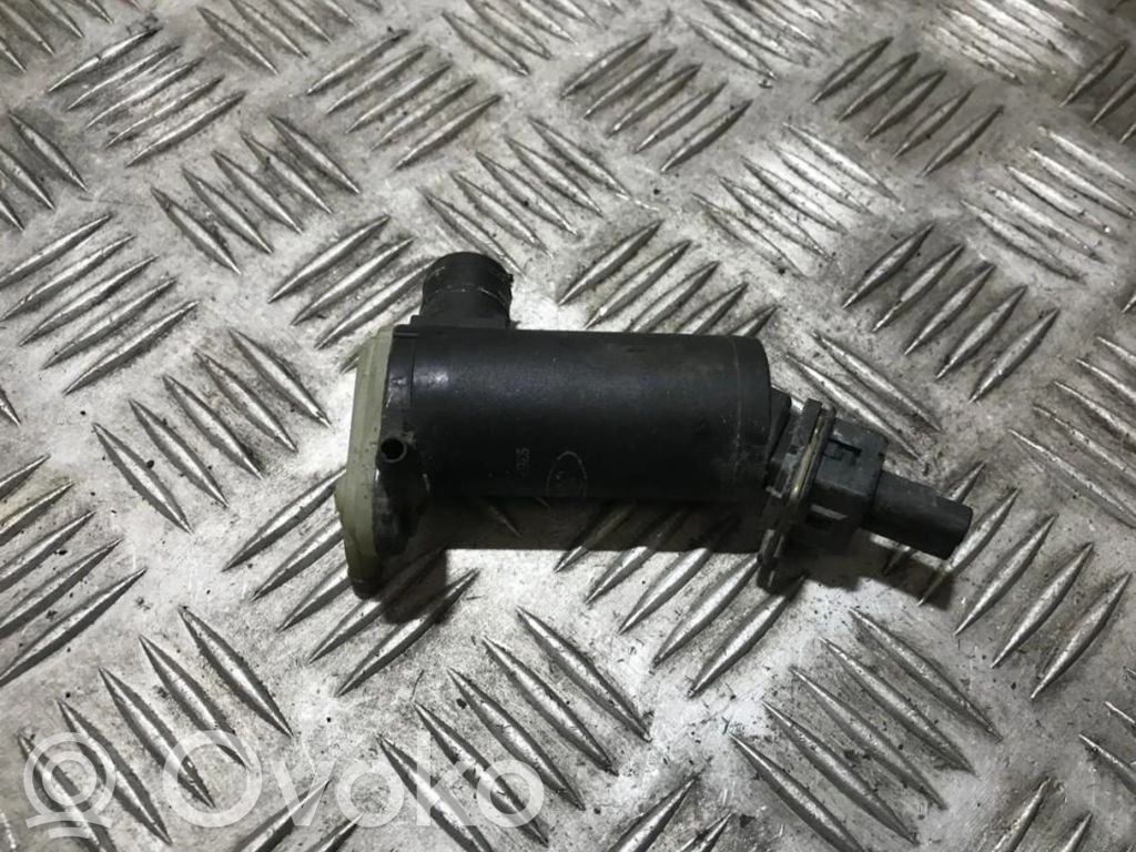 Ford Puma Pompe de lave-glace de pare-brise