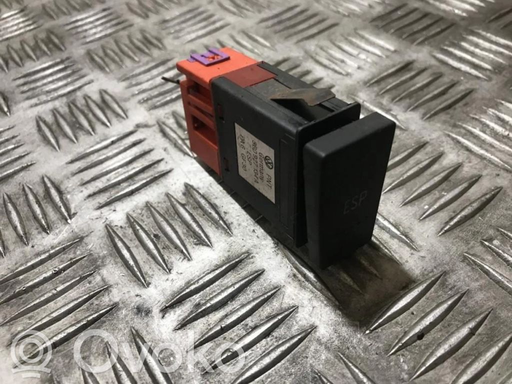 Bouton interrupteur programme de stabilité ESP   3B0927134A,PNT,3B0927134A