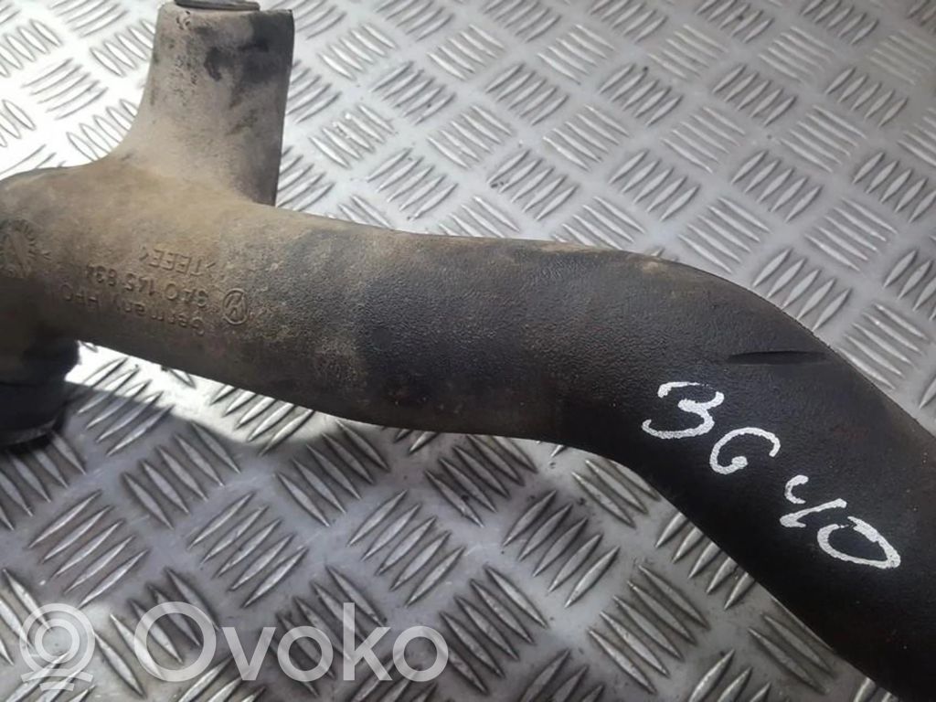 Volkswagen PASSAT B4 Furtun/conductă intercooler 