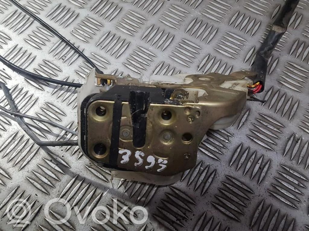 Etuoven lukko   020422,020422