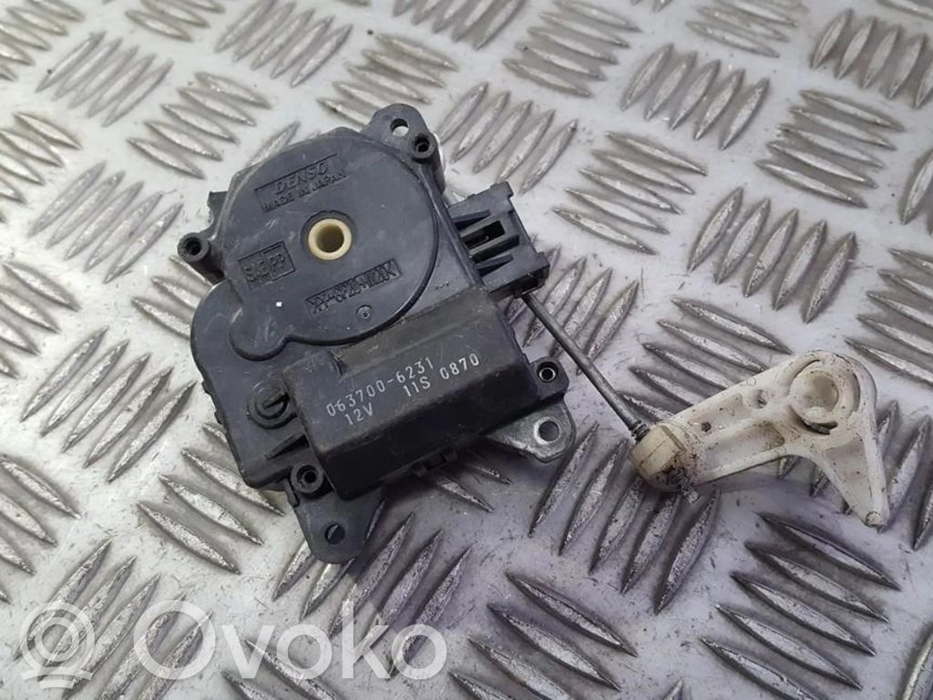 Toyota Avensis T220 Moteur / actionneur de volet de climatisation