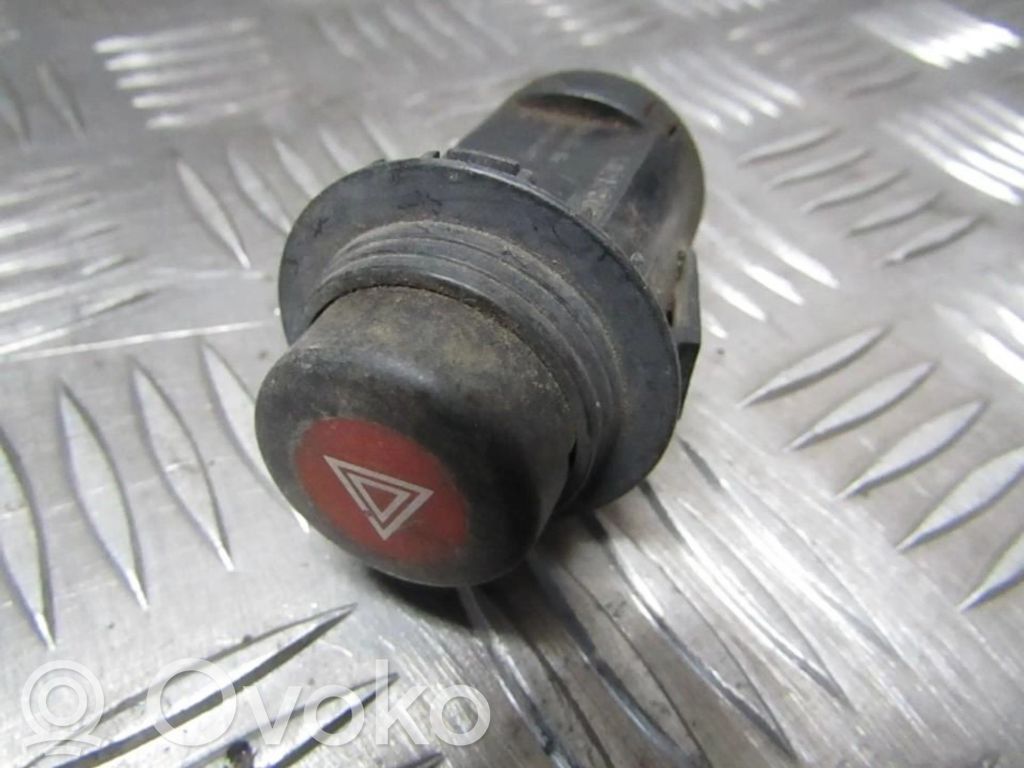 Hazard light switch   90181853,90181853