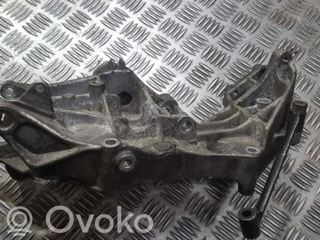 Audi A4 S4 B5 8D Suport motor