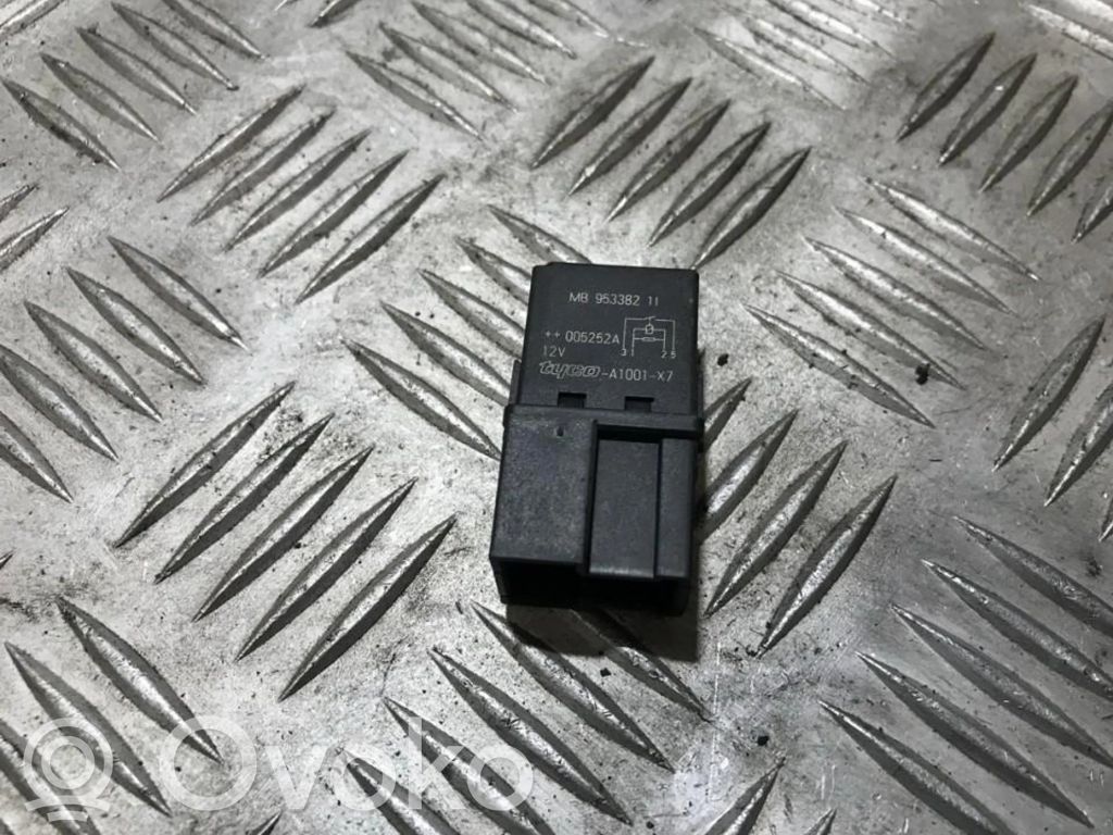 Autres relais   MB953382,005252A,005252A,A1001X7,MB953382,V23074